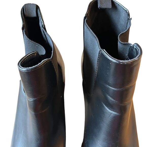 Soda Ankle Boots Women's Size 9 Black Chunky Lug Sole Elastic Gore - Picture 5 of 8